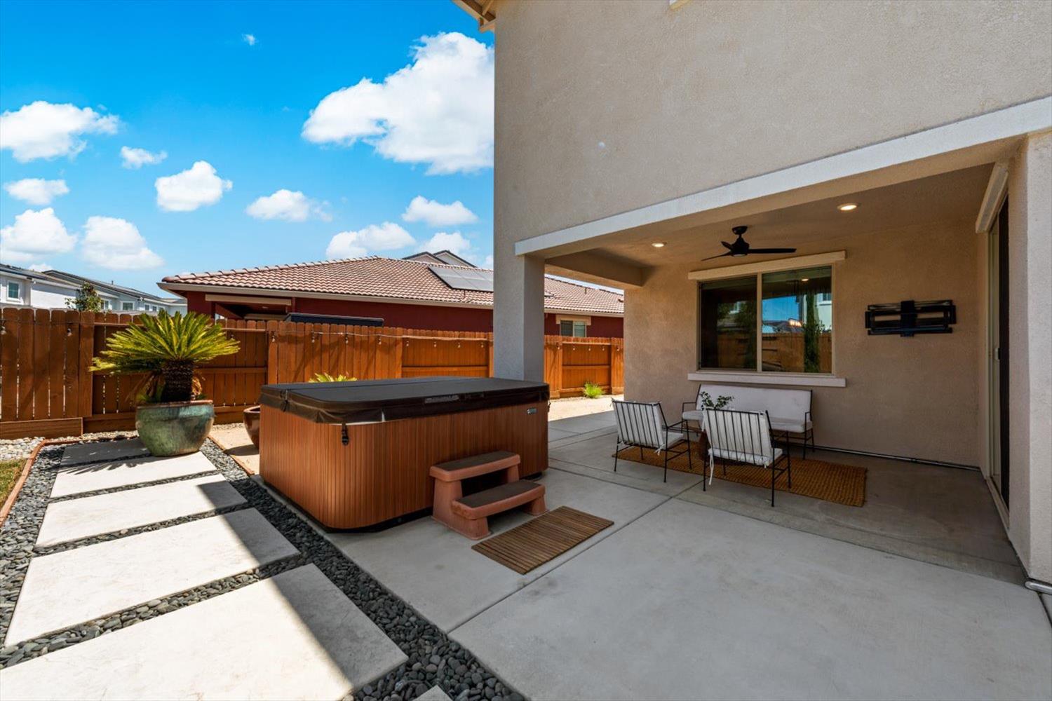 4184 Salt Point Way Rancho Cordova CA 95742