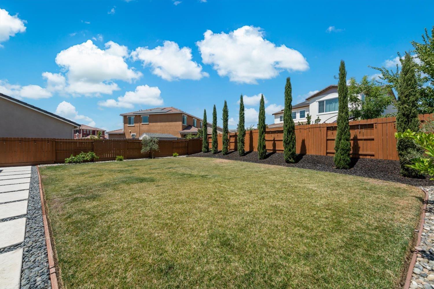 4184 Salt Point Way Rancho Cordova CA 95742