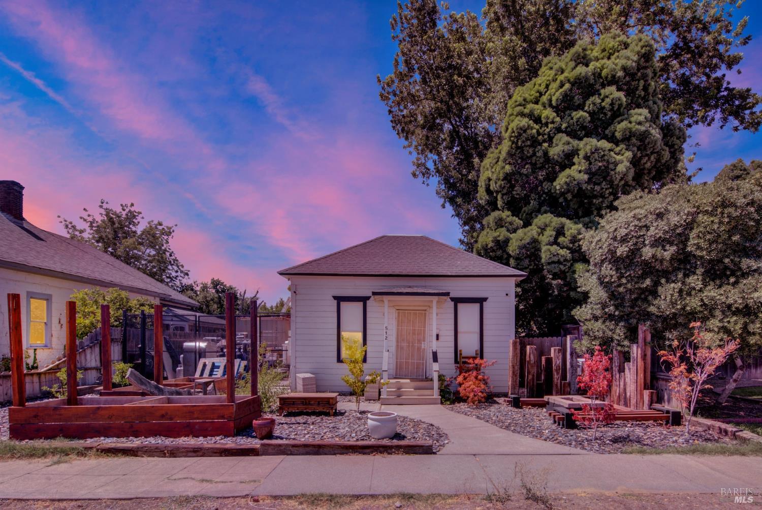 512 Davis Street Vacaville CA 95688