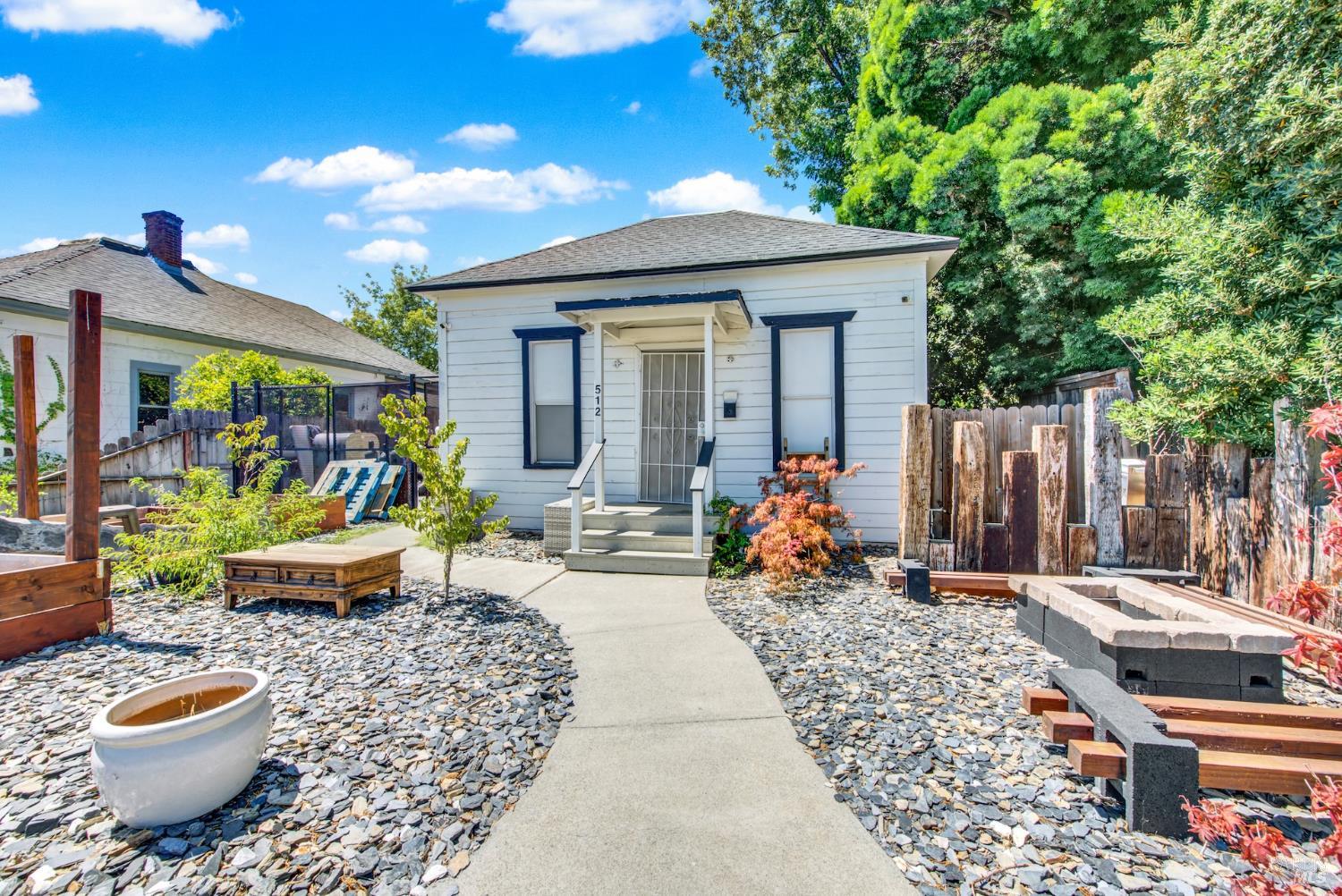 512 Davis Street Vacaville CA 95688