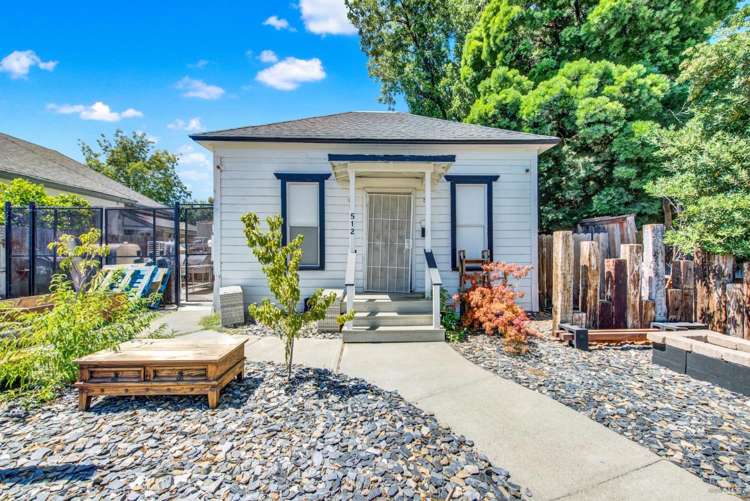 512 Davis Street Vacaville CA 95688