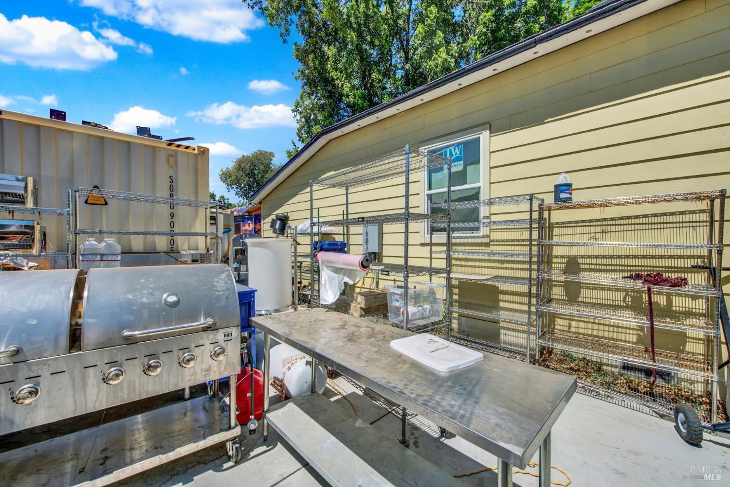 512 Davis Street Vacaville CA 95688