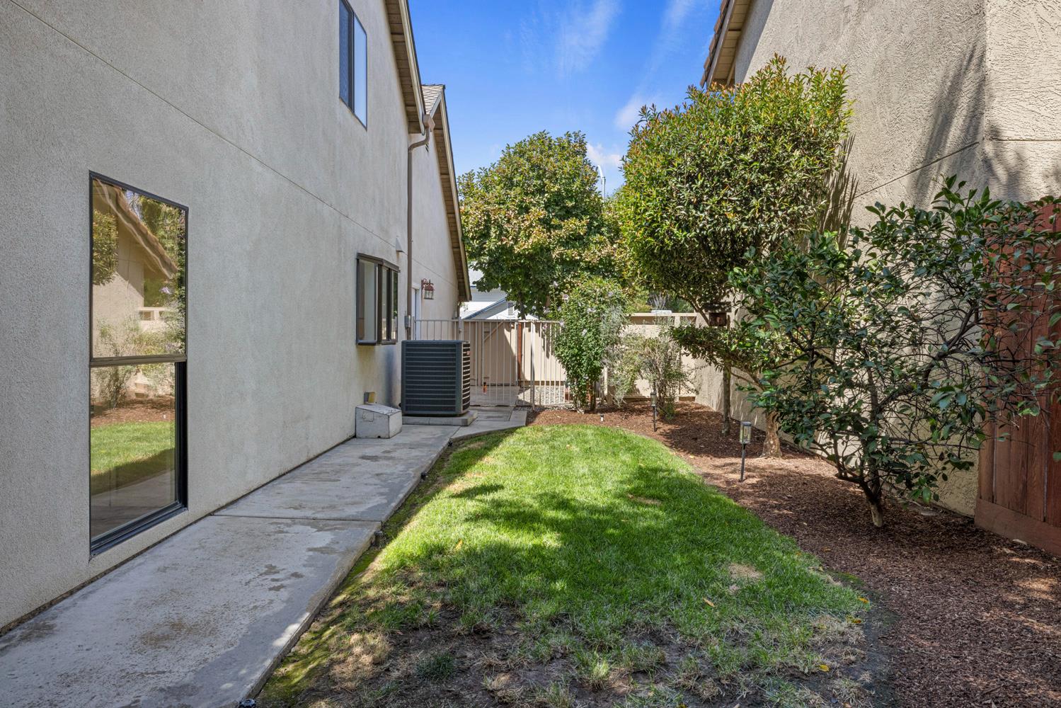 2412 Burlwood Drive Modesto CA 95355