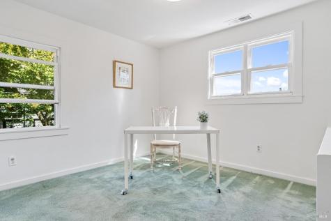 820 Brown Street Healdsburg CA 95448