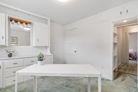 820 Brown Street Healdsburg CA 95448