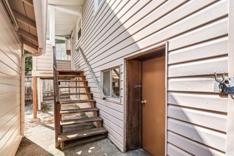 820 Brown Street Healdsburg CA 95448
