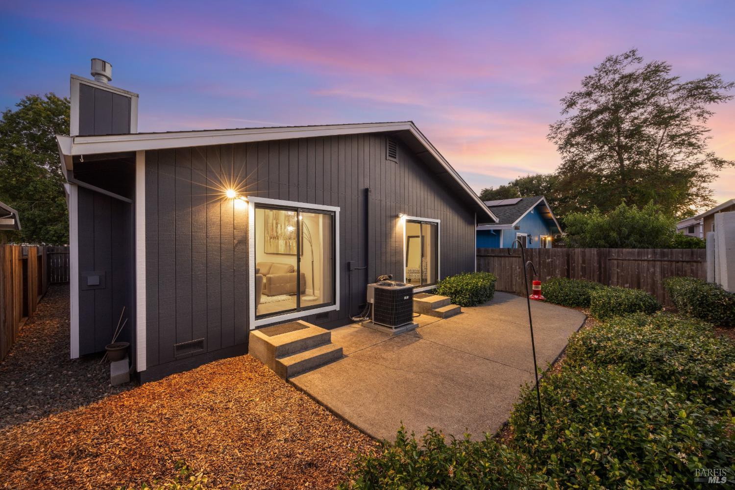 1408 Middlebrook Way Rohnert Park CA 94928