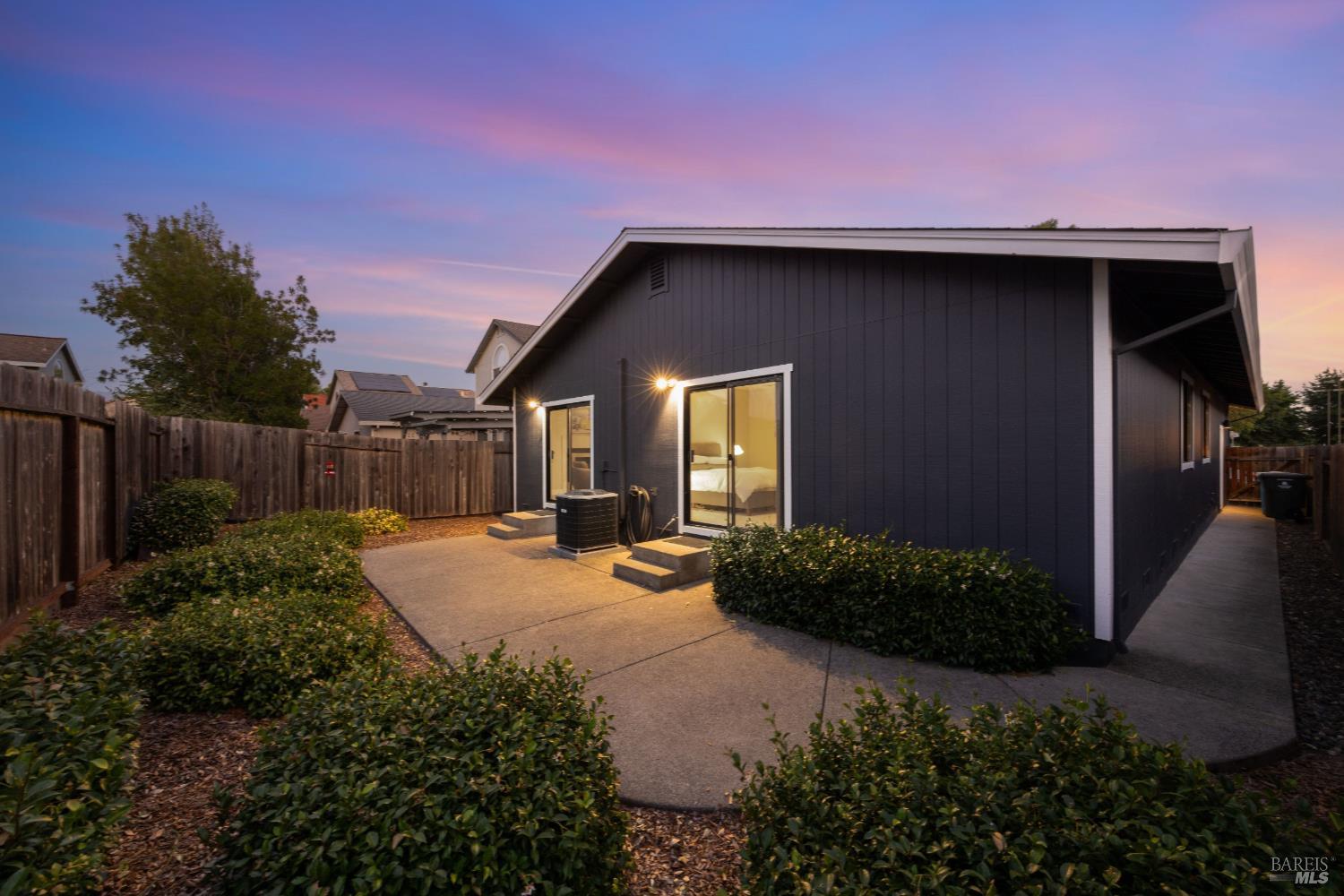 1408 Middlebrook Way Rohnert Park CA 94928