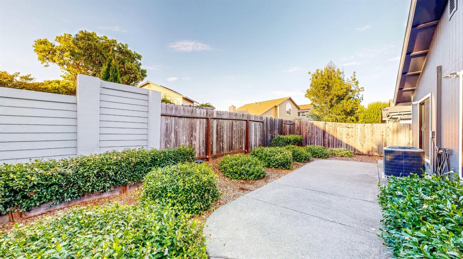 1408 Middlebrook Way Rohnert Park CA 94928