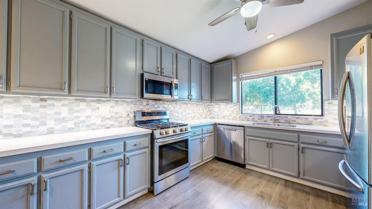1408 Middlebrook Way Rohnert Park CA 94928