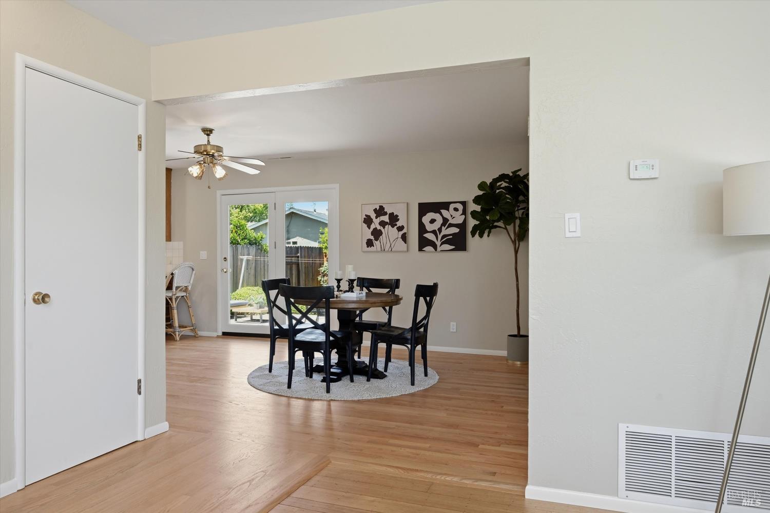 802 Pueblo Avenue Napa CA 94558