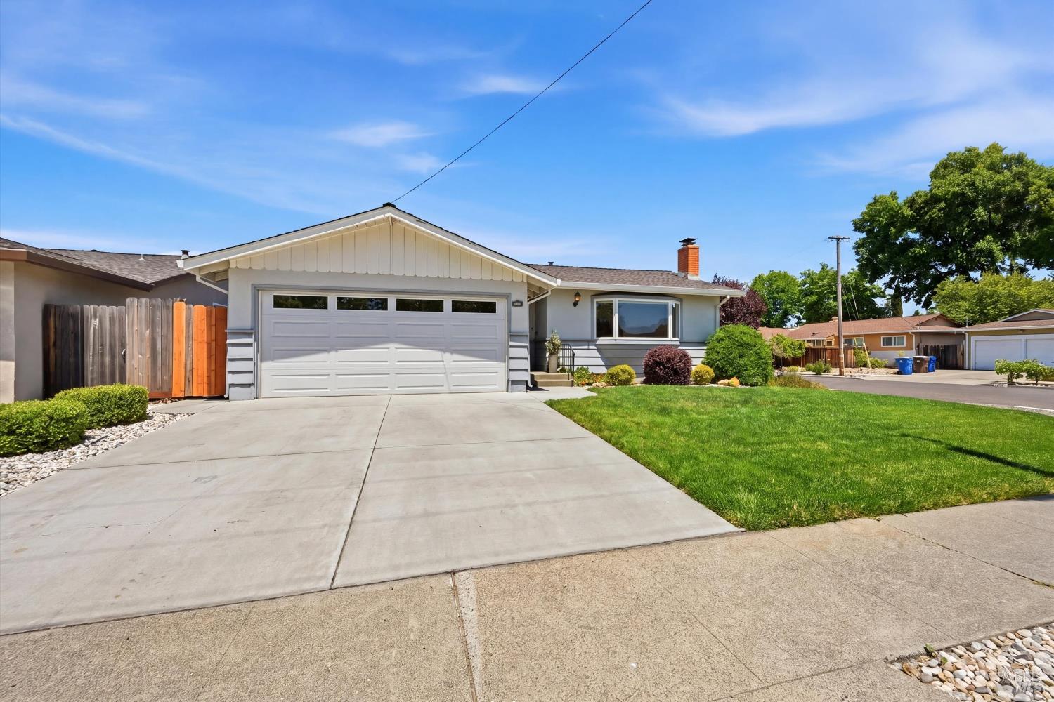 802 Pueblo Avenue Napa CA 94558