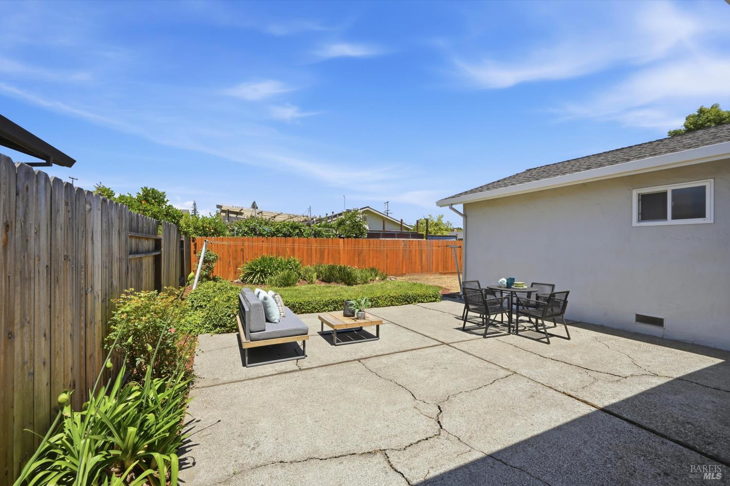 802 Pueblo Avenue Napa CA 94558