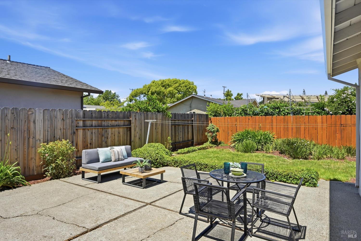 802 Pueblo Avenue Napa CA 94558