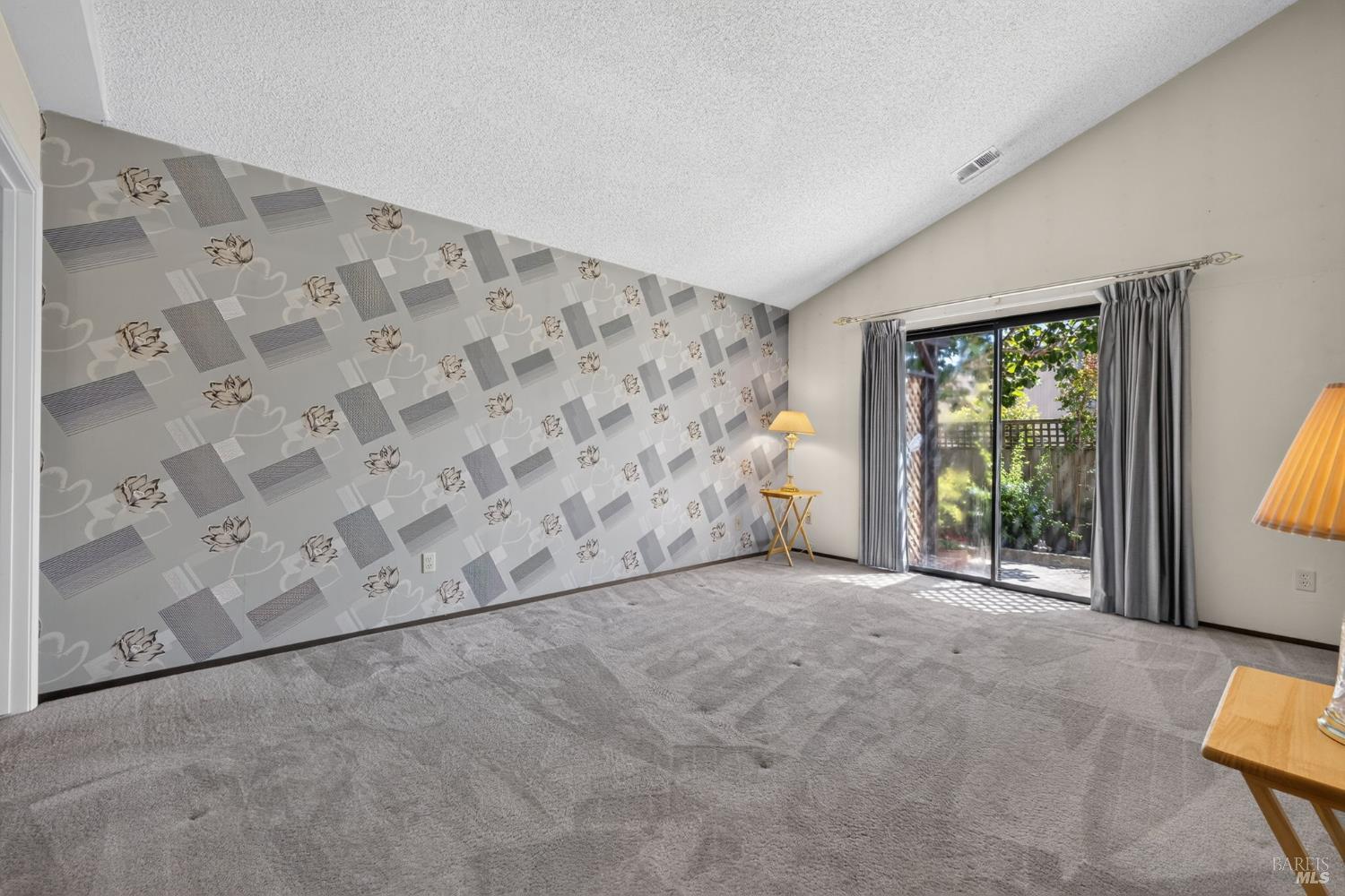 1409 Magnolia Avenue Rohnert Park CA 94928