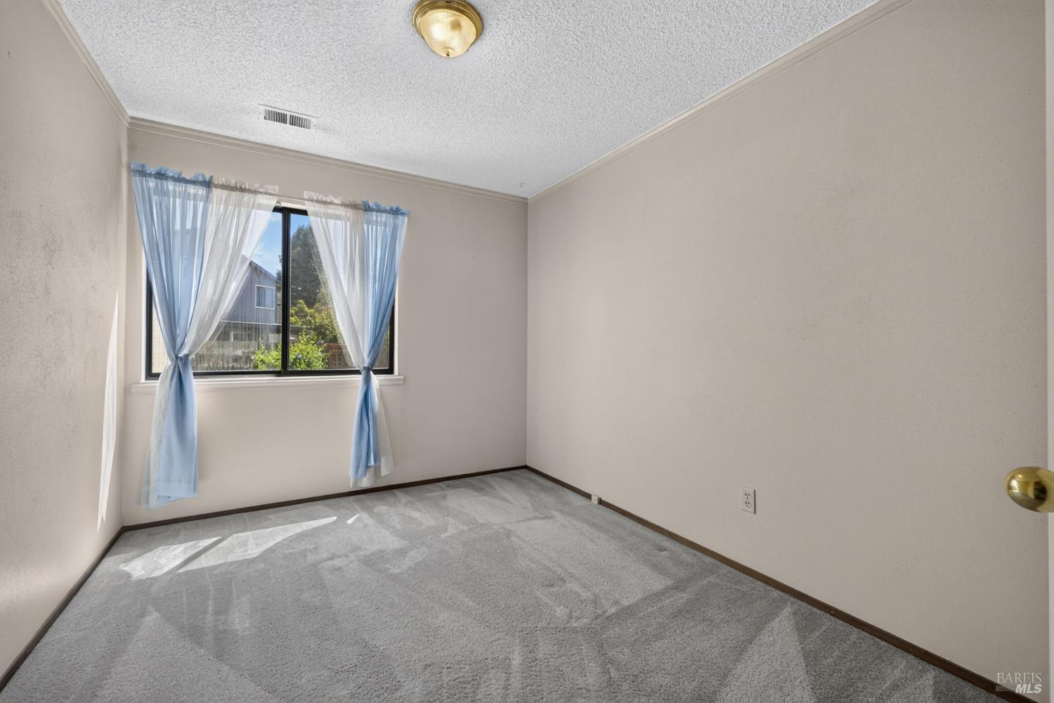 1409 Magnolia Avenue Rohnert Park CA 94928