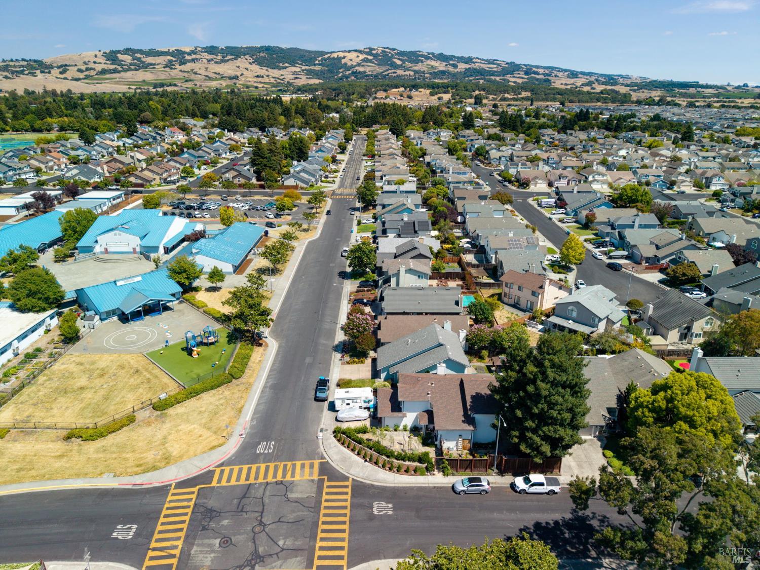 1409 Magnolia Avenue Rohnert Park CA 94928