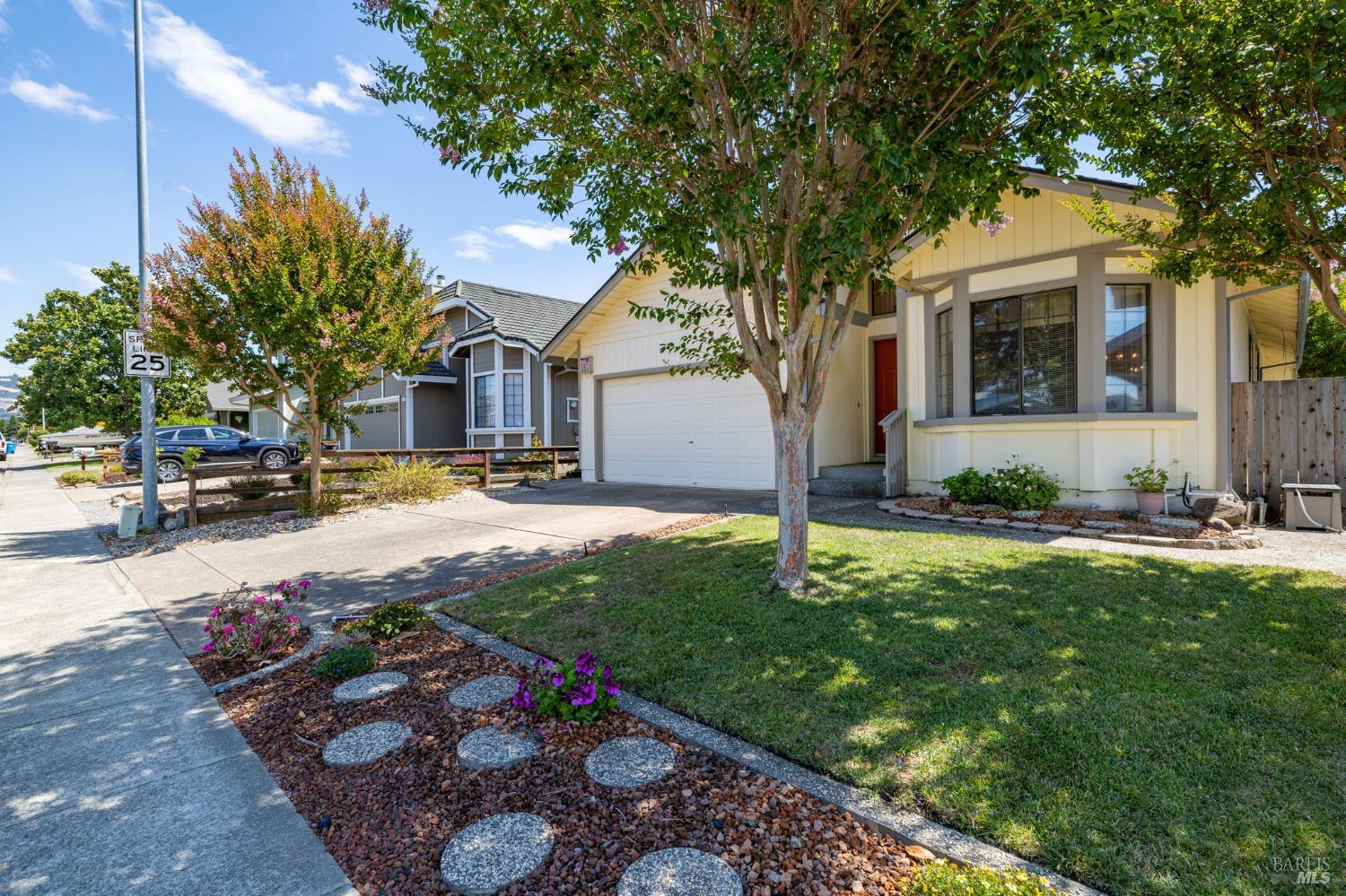 1409 Magnolia Avenue Rohnert Park CA 94928