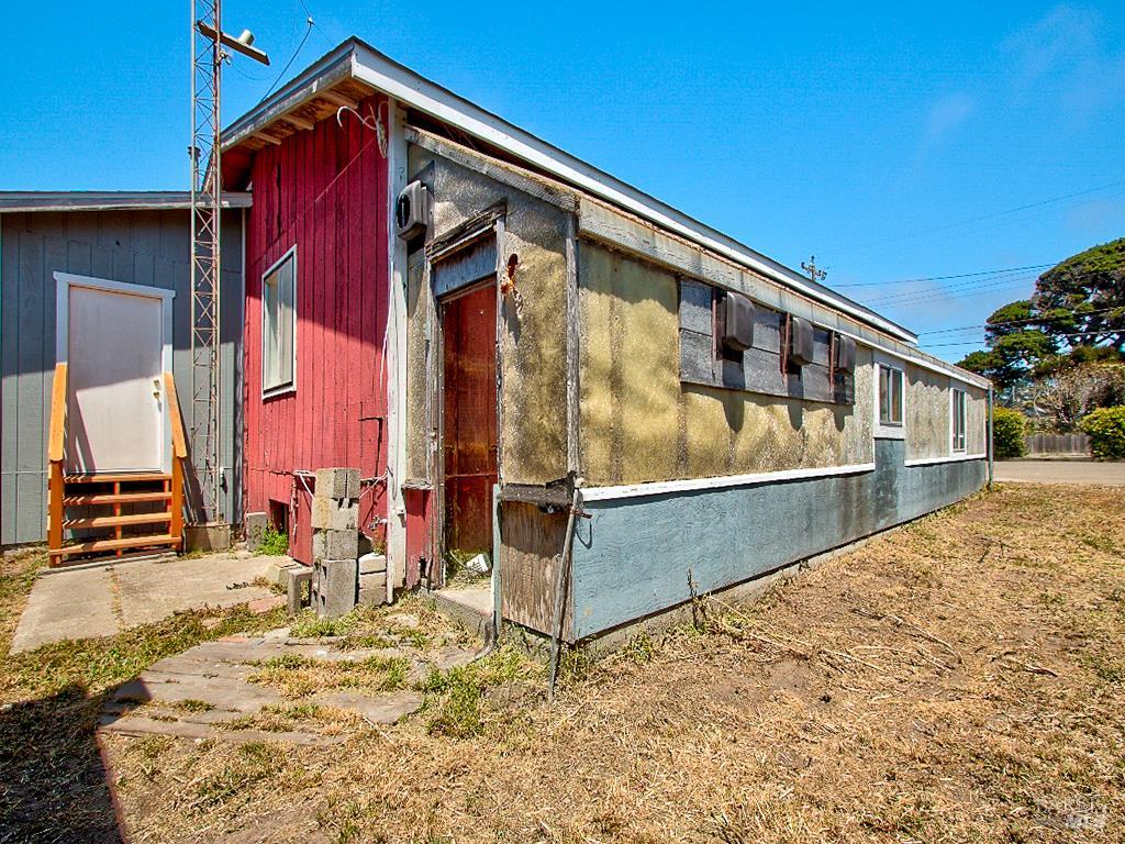 715 West Street Fort Bragg CA 95437