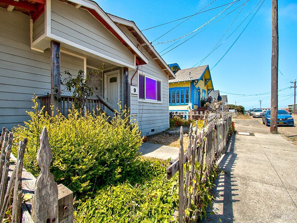 715 West Street Fort Bragg CA 95437