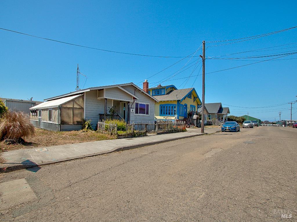 715 West Street Fort Bragg CA 95437