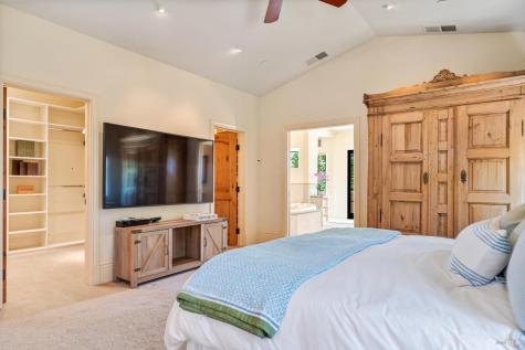 1315 W Dry Creek Road Healdsburg CA 95448