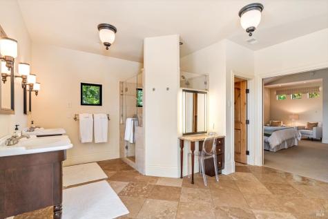 1315 W Dry Creek Road Healdsburg CA 95448