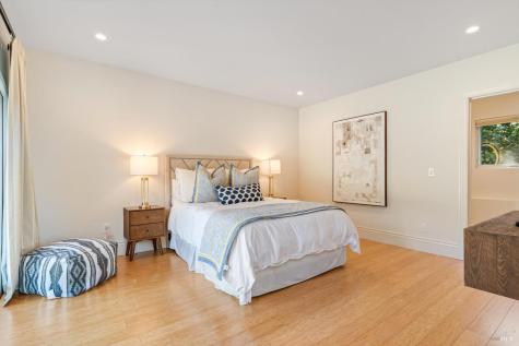 1315 W Dry Creek Road Healdsburg CA 95448