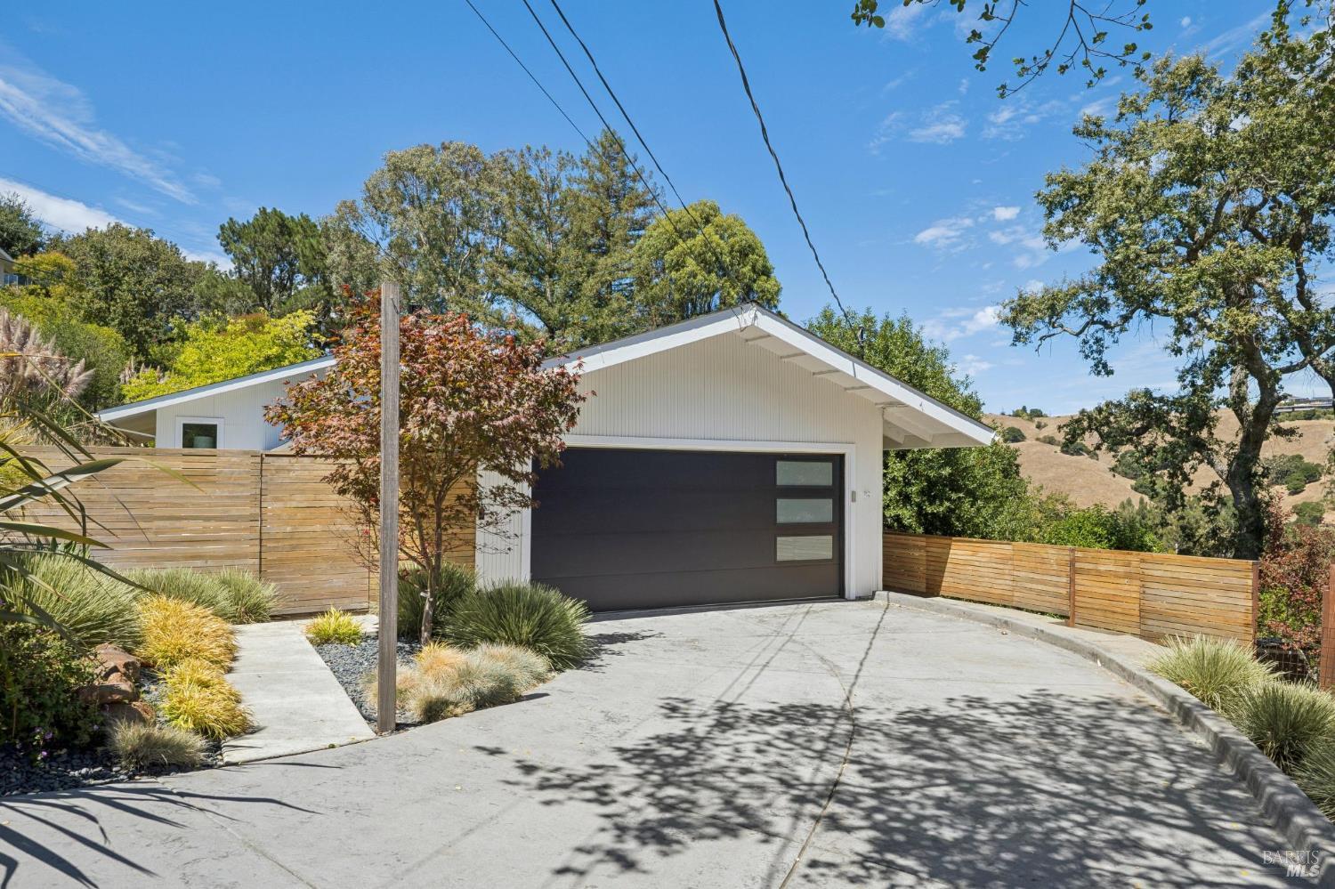 12 Longwood Drive San Rafael CA 94901