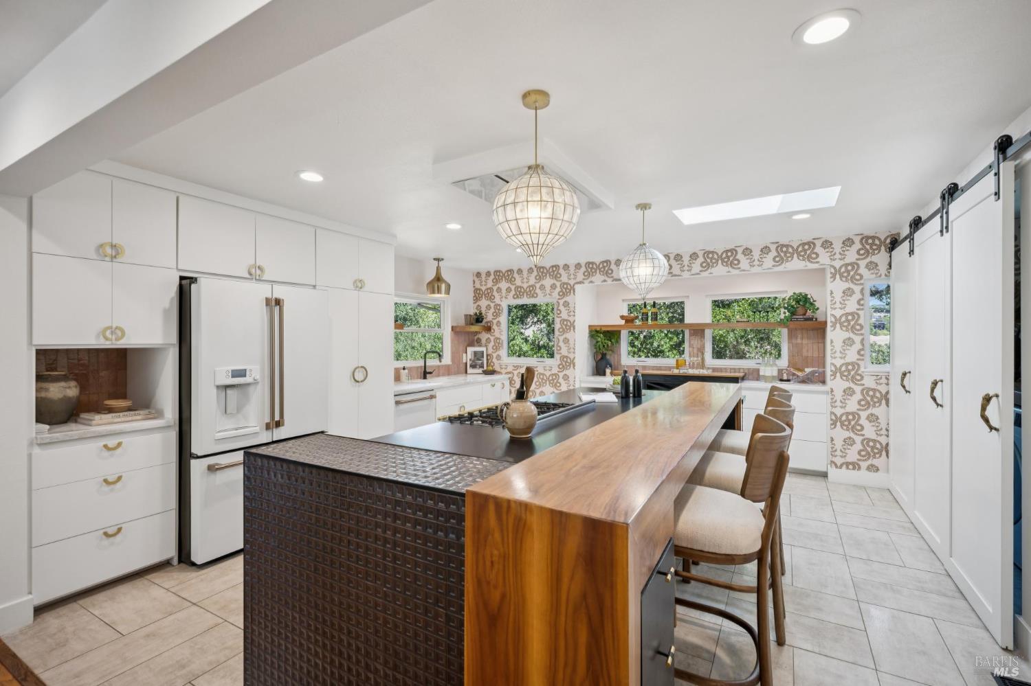 12 Longwood Drive San Rafael CA 94901