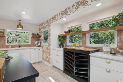 12 Longwood Drive San Rafael CA 94901