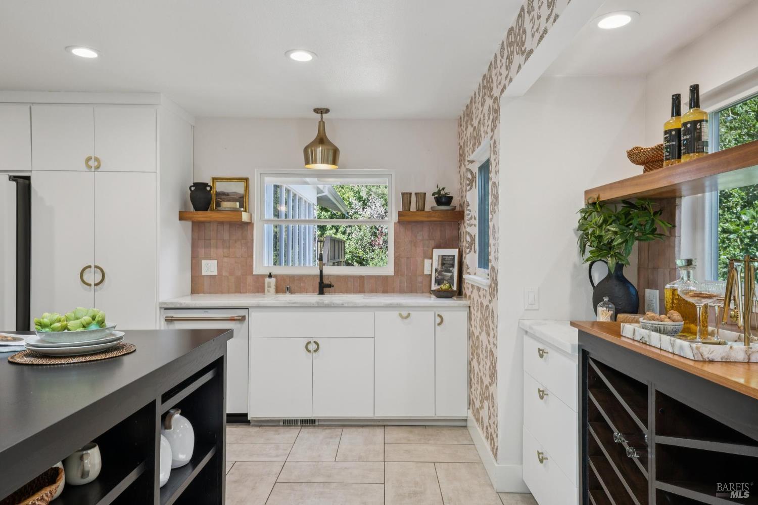 12 Longwood Drive San Rafael CA 94901