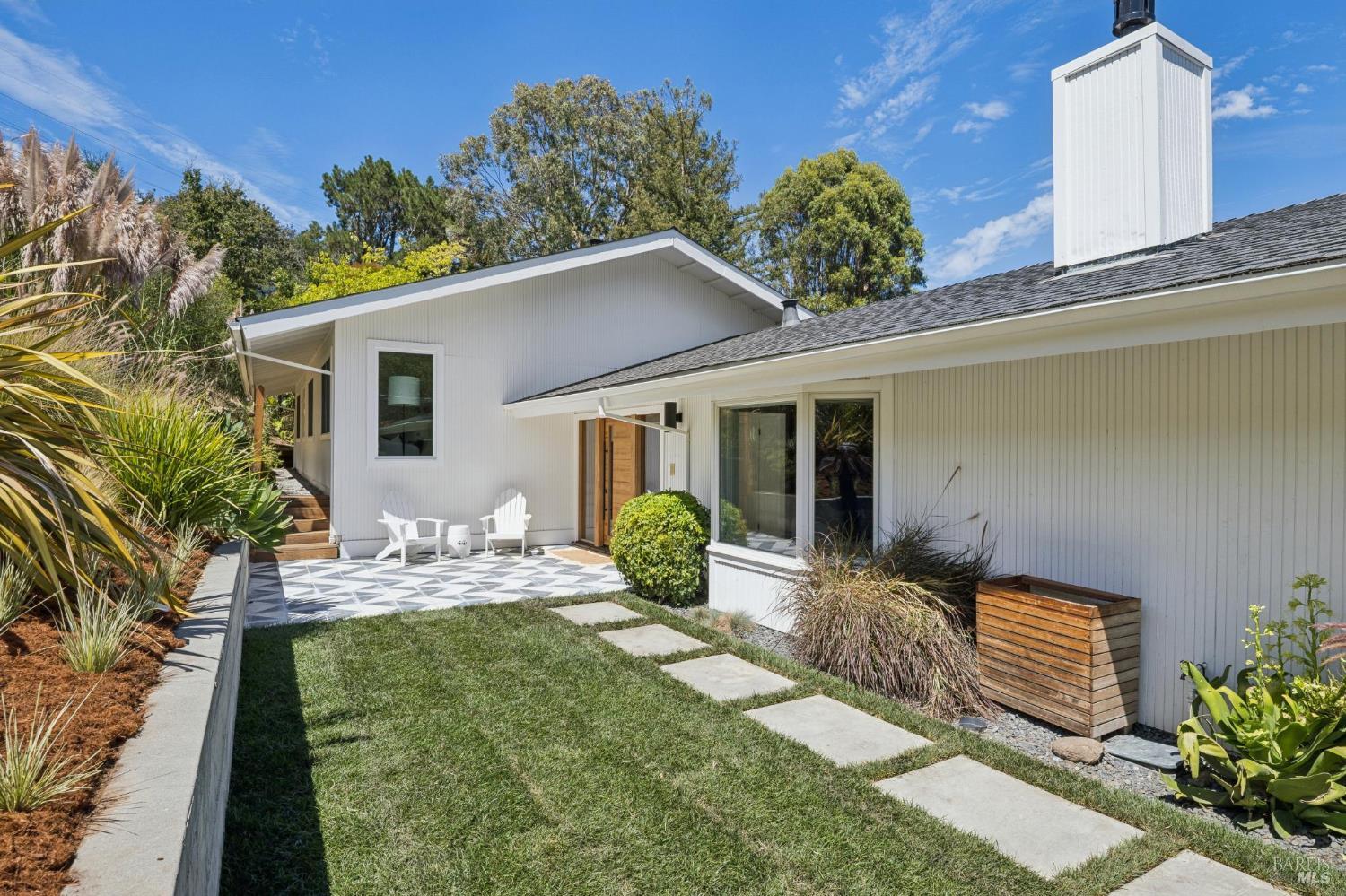 12 Longwood Drive San Rafael CA 94901