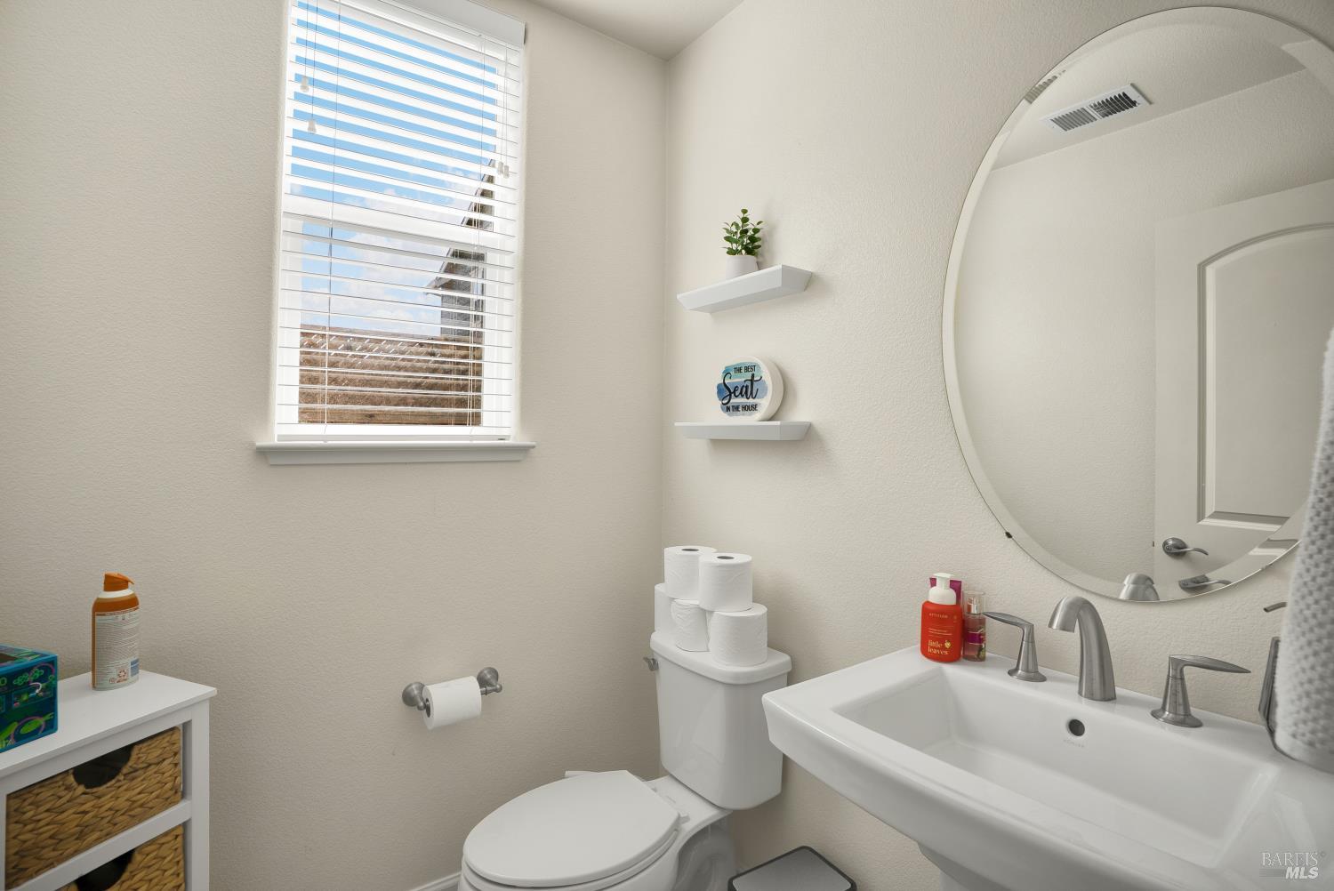 7465 Walker Way Rohnert Park CA 94928