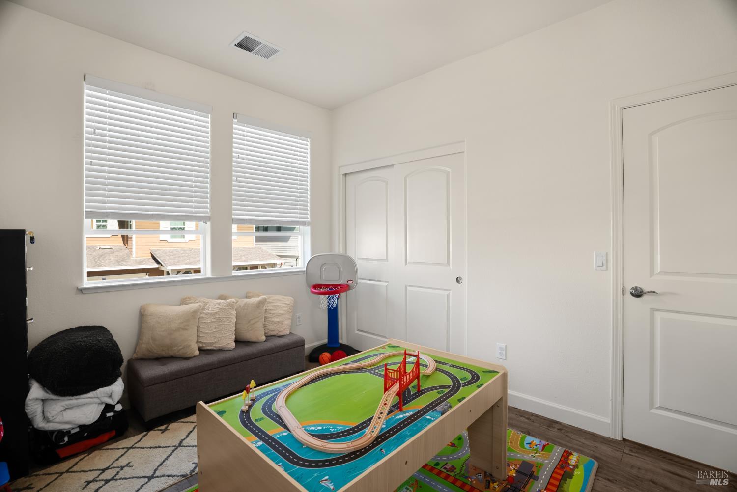7465 Walker Way Rohnert Park CA 94928