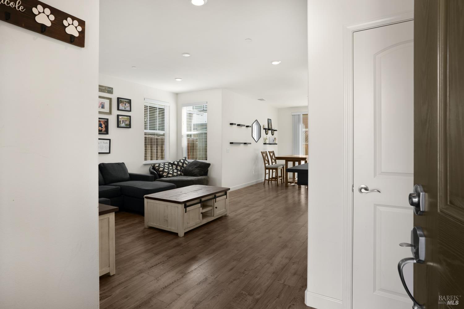 7465 Walker Way Rohnert Park CA 94928
