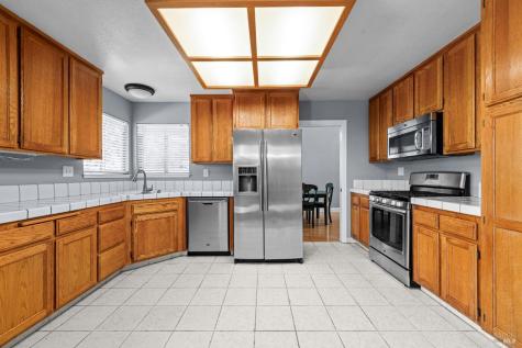 1820 Howard Drive Windsor CA 95492
