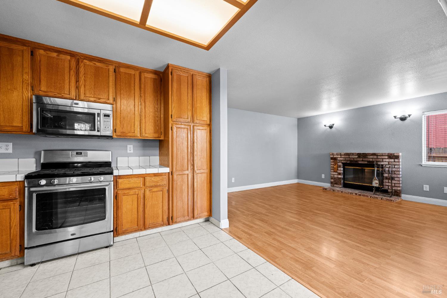 1820 Howard Drive Windsor CA 95492