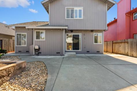 1820 Howard Drive Windsor CA 95492