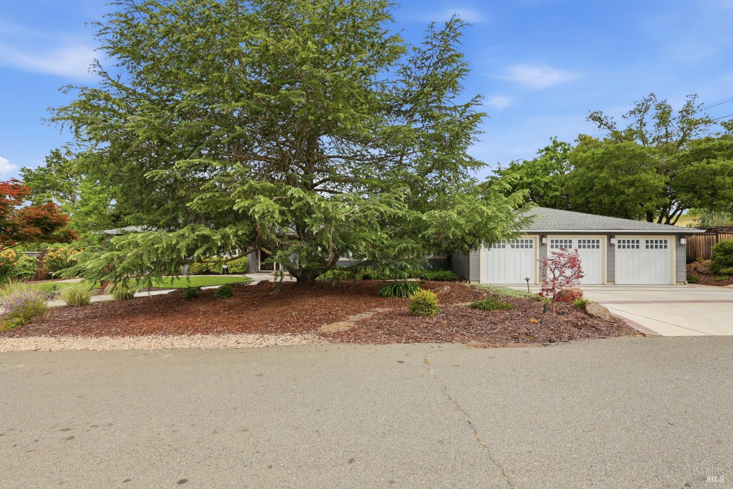 189 El Camino Corto Walnut Creek CA 94596