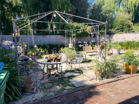 970 Camino Coronado Rohnert Park CA 94928