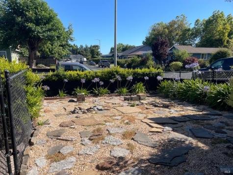 970 Camino Coronado Rohnert Park CA 94928
