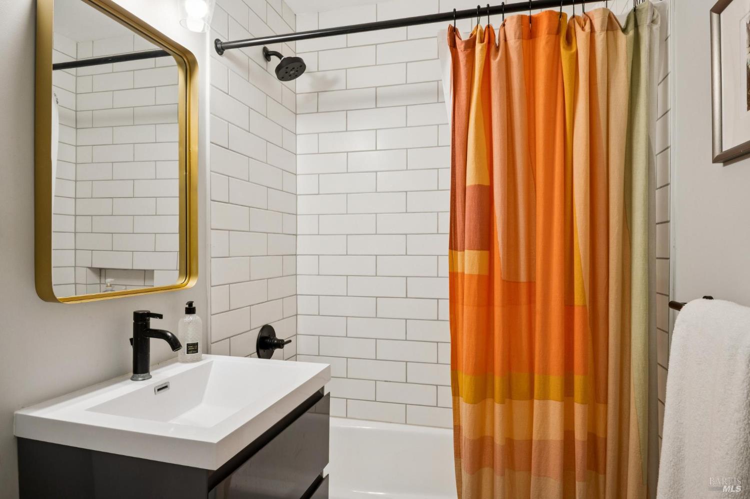 196 Oak Springs Drive San Anselmo CA 94960