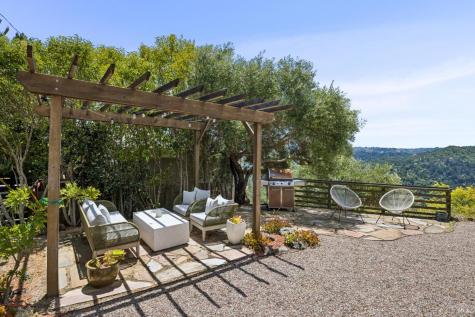 196 Oak Springs Drive San Anselmo CA 94960