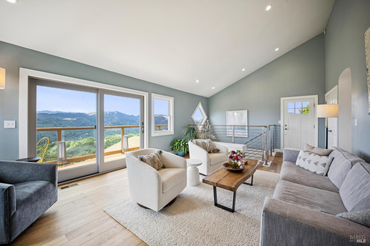 196 Oak Springs Drive San Anselmo CA 94960