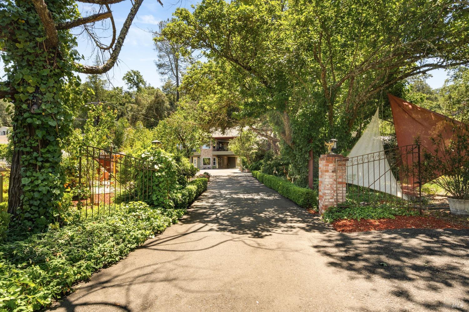 3037 Foothill Boulevard Calistoga CA 94515