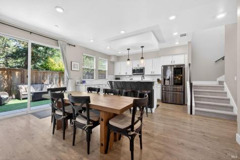 2215-2217 Versaro Drive Santa Rosa CA 95403