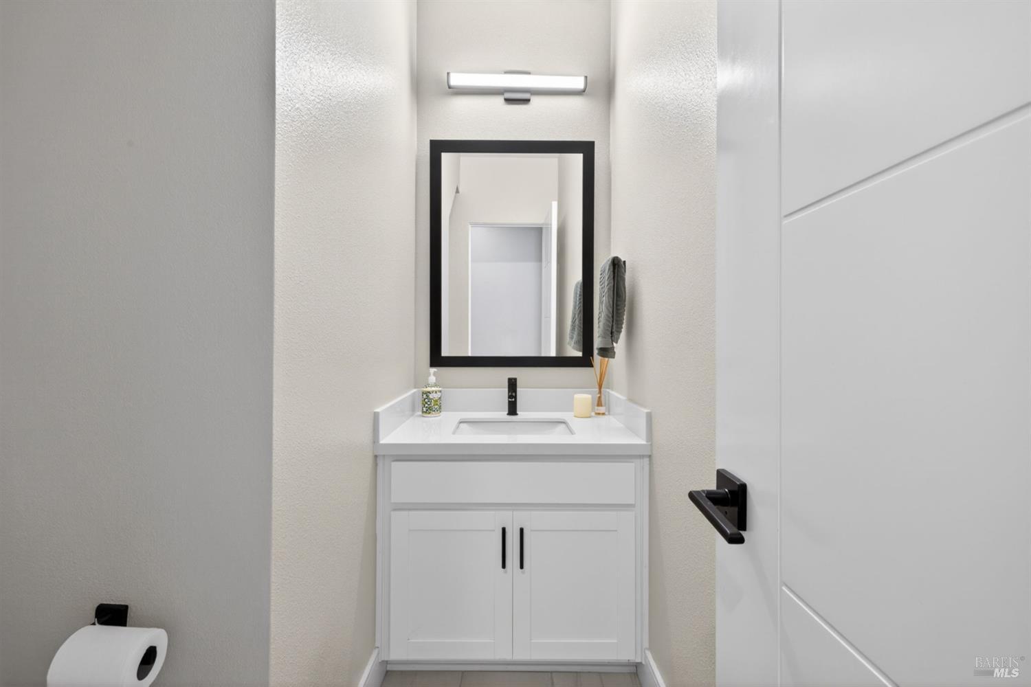 2215-2217 Versaro Drive Santa Rosa CA 95403