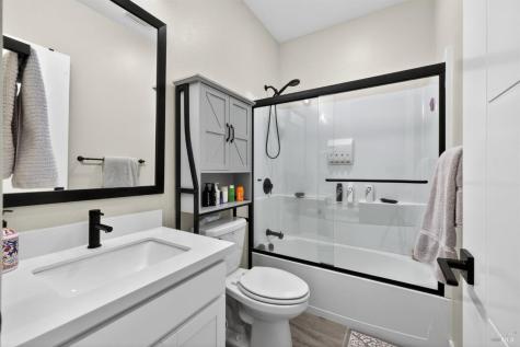 2215-2217 Versaro Drive Santa Rosa CA 95403