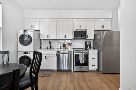 2215-2217 Versaro Drive Santa Rosa CA 95403